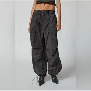 Urban Outfitters Sloan Black Baggy Balloon Pants Womens XS Nylon Parachute Cargo